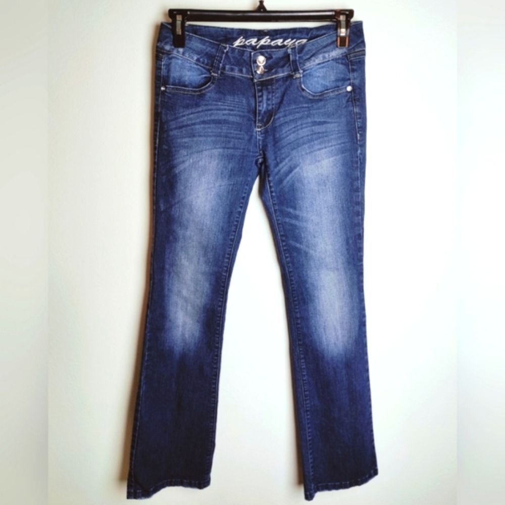 Papaya Women's Distressed Whiskered Bootcut Jeans w Rhinestone Details, Sz 9